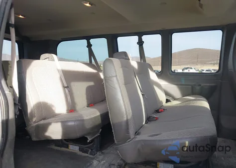 2016 Chevrolet Express 2500 Ls z USA, uszkodzony, nr VIN 1GAWGEFF0G1242329